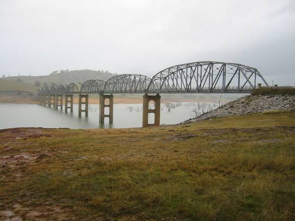 h00989 01 bethanga bridge south from vic 01 jun20044 mz