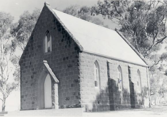 B2679 Bucknall Family Memorial Church 