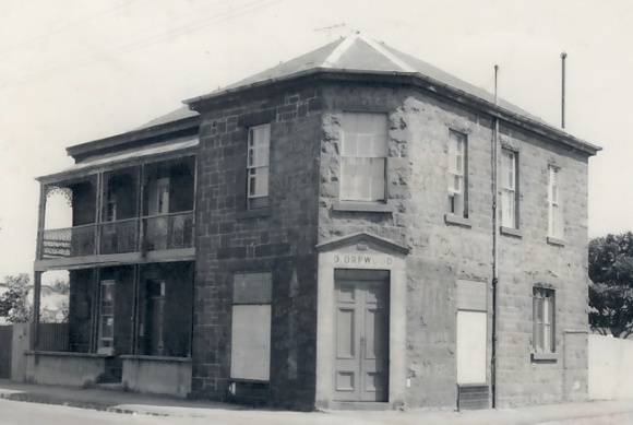B0509 Fmr Hotel Cnr Stevedore & Macquarie Sts Williamstown