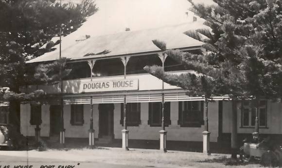 B0961 Douglas House 