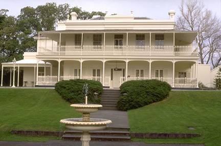 h00205 como house 01