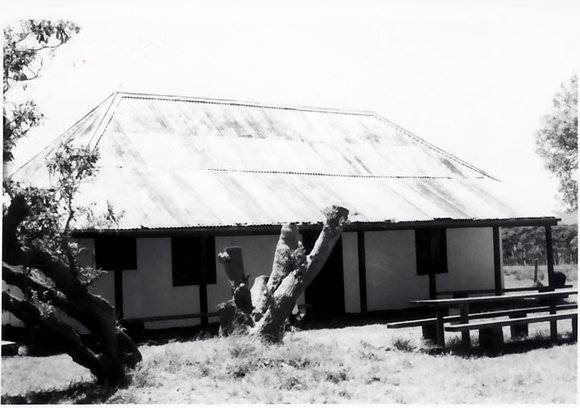 B2243 Peck's Place French Island