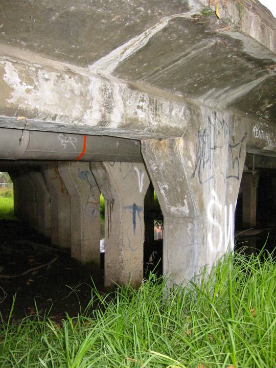 h02080 st kilda street bridge elwood structure east side 01 mz may2005