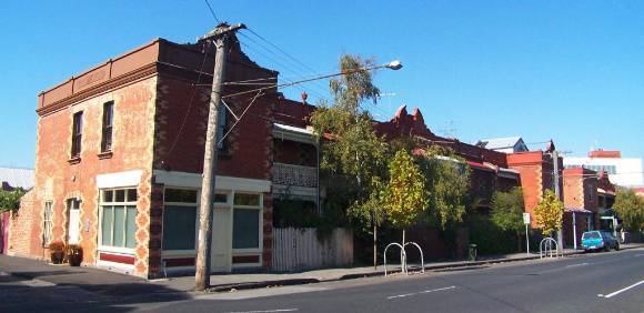 Lulie St 034-048 1144.JPG
