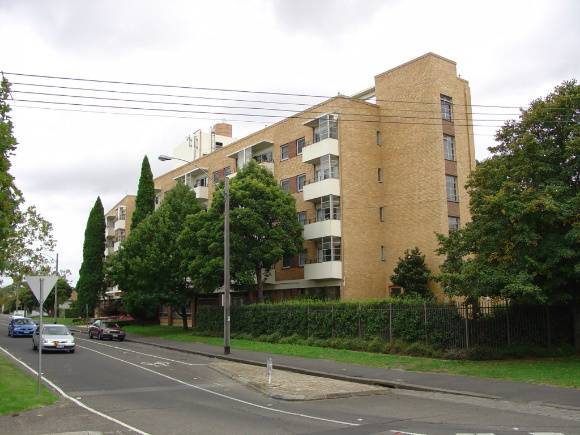Pigdon St 300.JPG