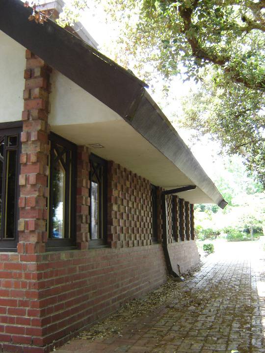 H2091 Lippincott House Glenard Dr Heidelberg Side Elevation Nov2005 mz