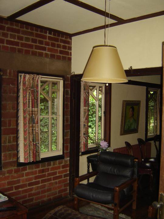 H2091 Lippincott House Glenard Dr Heidelberg Sitting Room Nov2005 mz