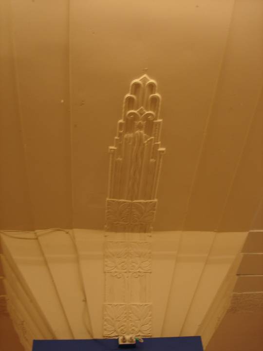 H2100 Myers Melbourne column detail feb2006 jb 043