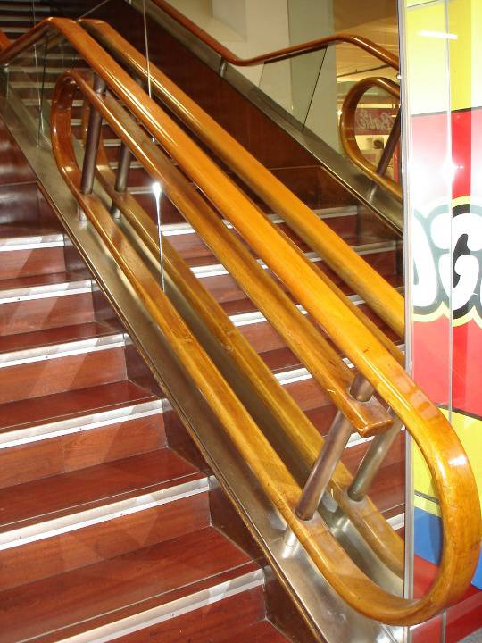 H2100 Myers Melbourne mural hall 5th floor stairs feb2006 jb 037