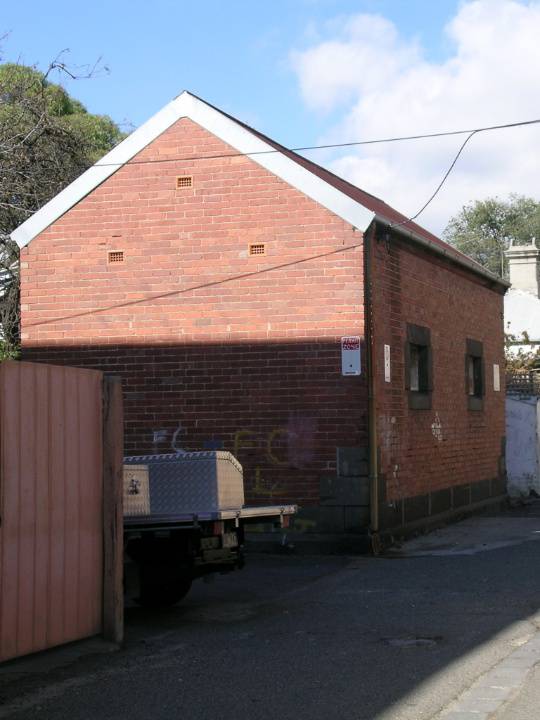 15A McIlwraith Street