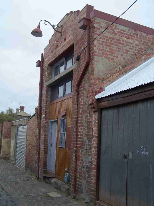 Carlton North Rathdowne Street 514rear v2.JPG