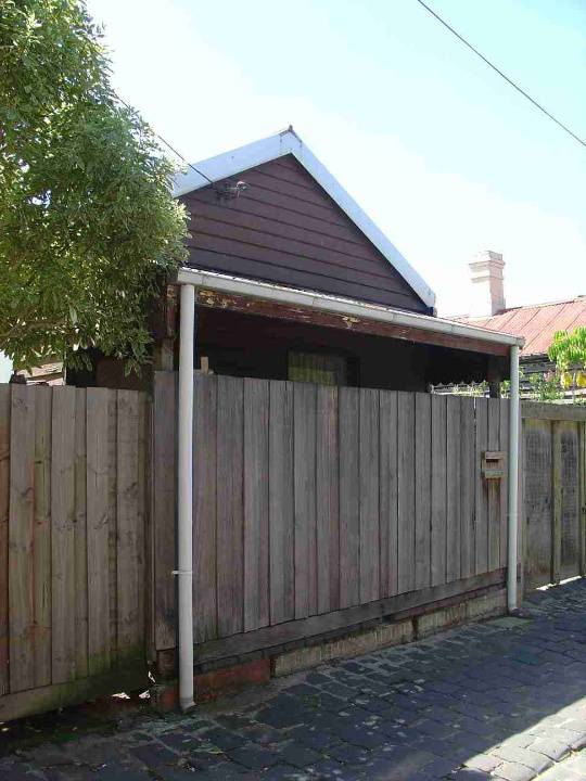 Carlton North Birdsall Place 18 v2.JPG