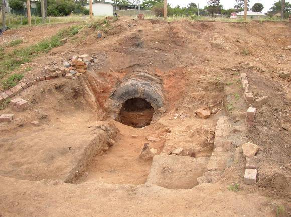 H2106 Chinese Kiln and Market Garden Bendigo Nth excavation