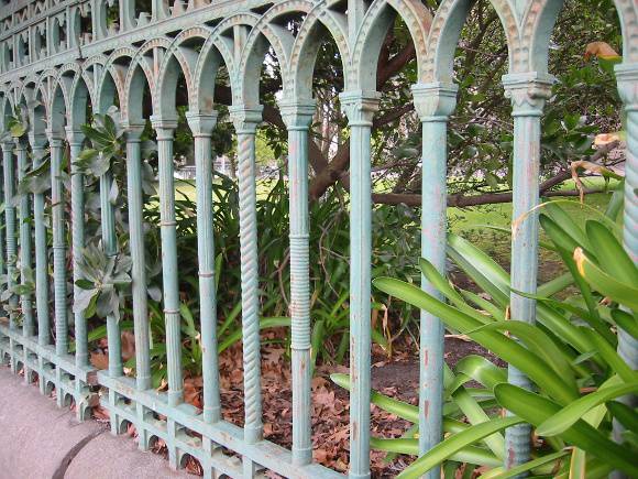 St Andrews Kirk Ballarat Fence 03 Oct 03