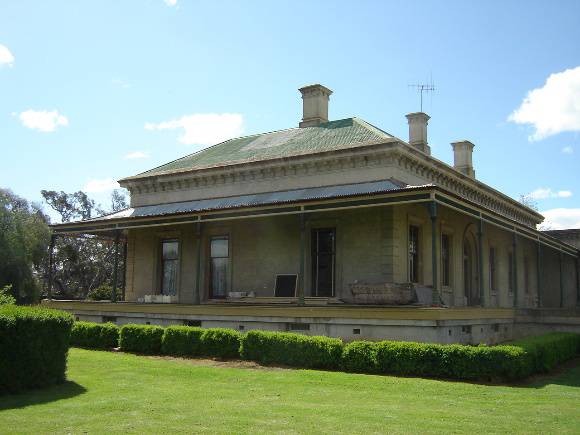 2063 Colbinabbin Homestead Side Elevation October 2005 mz 