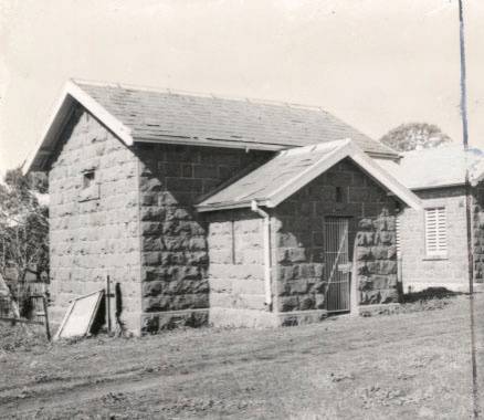 B1096 Gaol Parker St Dunkeld