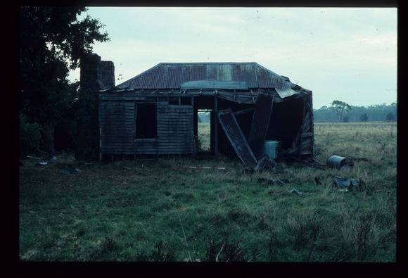 LAKE CONDAH - COMPLEX D (MURPHY'S HUT)