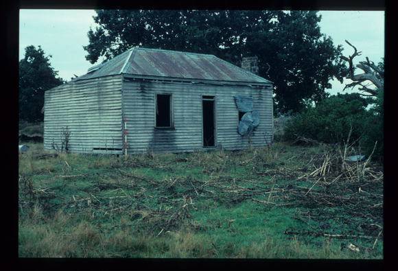 LAKE CONDAH - COMPLEX D (MURPHY'S HUT)