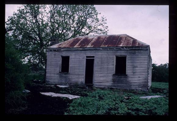 LAKE CONDAH - COMPLEX D (MURPHY'S HUT)