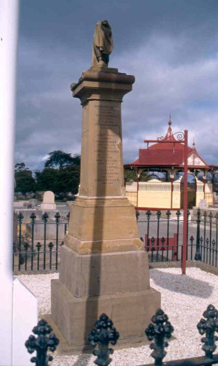 Diggers Memorial Close Up