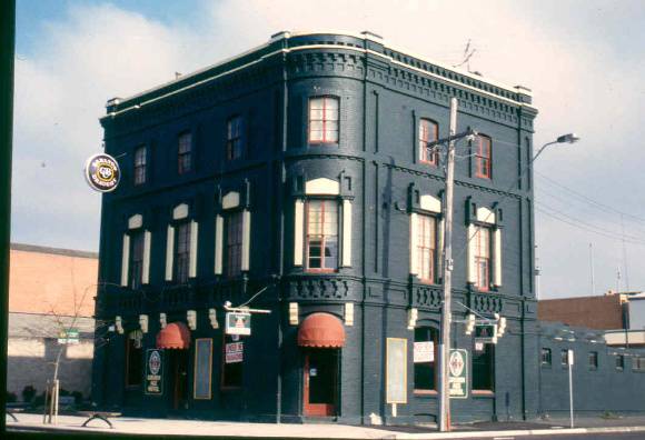 Golden Age Hotel Geelong Front