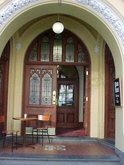 professional chambers collins street melbourne entrance detail sep1999