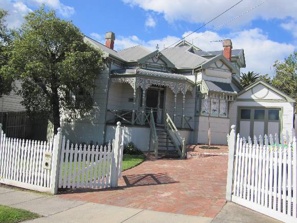 18 Brisbane Street.JPG