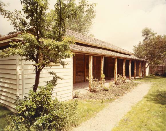 B1176 McCrae Homestead Charles St McCrae