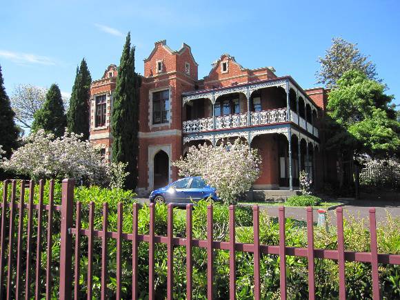 83 Park Street - Penleigh Essendon Grammar Administration Building.JPG