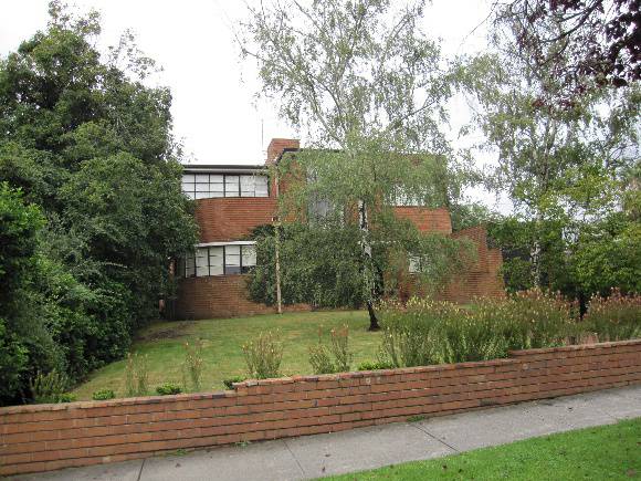 2 Riverview Road.JPG