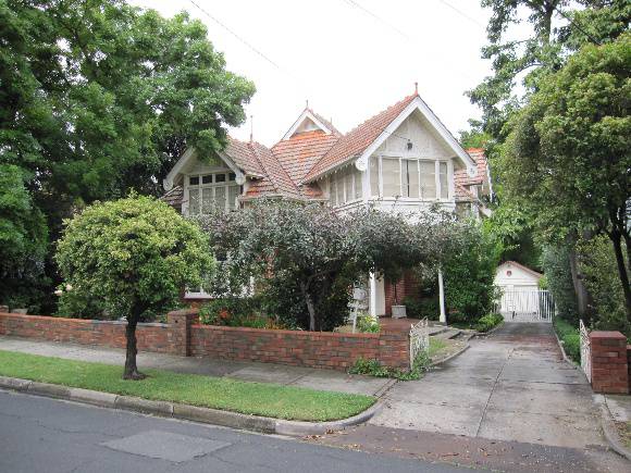 5 Riverview Road.JPG