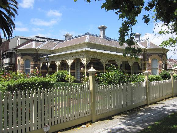 55 Holmes Road.JPG
