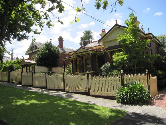 Laura Street (2).JPG