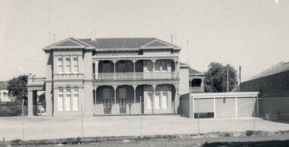 B1208 Cloyne Chapel St St Kilda