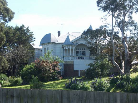 Strathcona, 2010