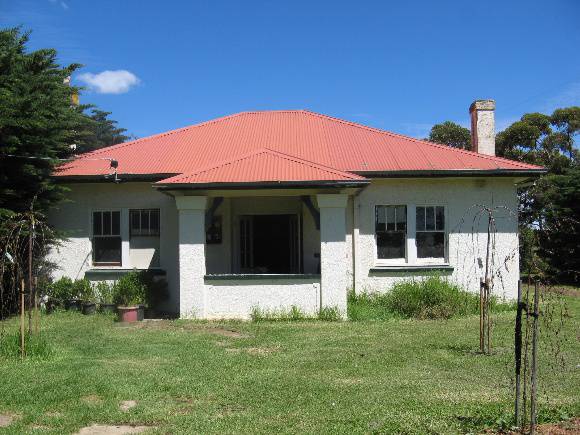 Beam Wireless Receiving Station Mt Cottrell family cottage