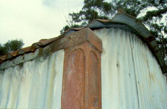 Prefabricated Cottage Corner Detail September 2001