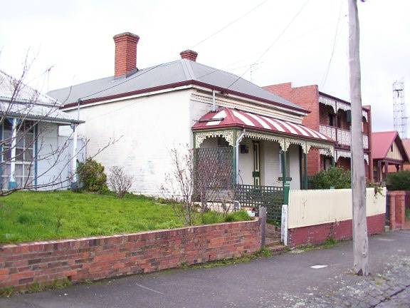 9 East Street South