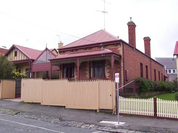15 East Street South