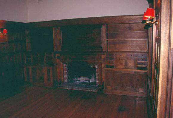 Bruce Manor Frankston Study