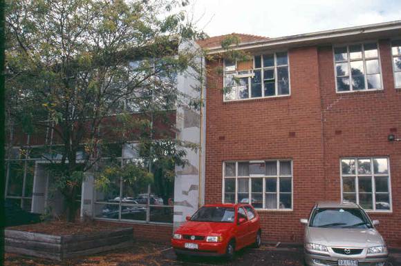 Royal Park Hospital Admin April 2002