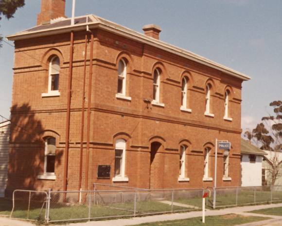 B1527 Police Station York St Sale