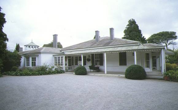 the heights 140 aphrasia street geelong exterior view