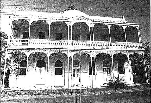 Long Gully Ironbark Comm Res Precinct 5 Gold Mines Hotel.jpg