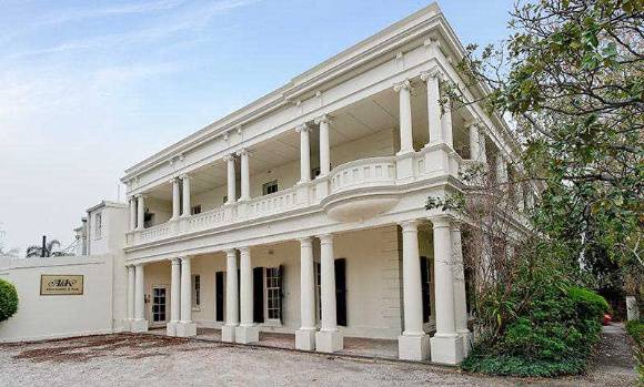 B1746 Berkeley Hall