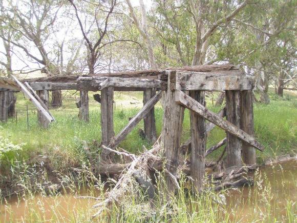 B6944 Dwyer's Creek Bridge 