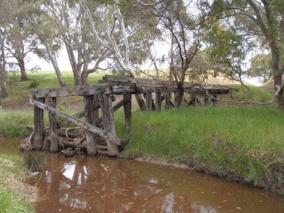 B6944 Dwyer's Creek Bridge 