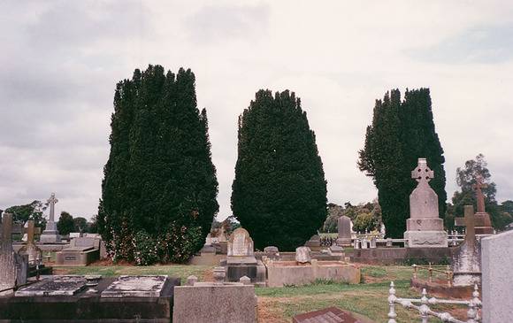 B7323 Sale Cemetery