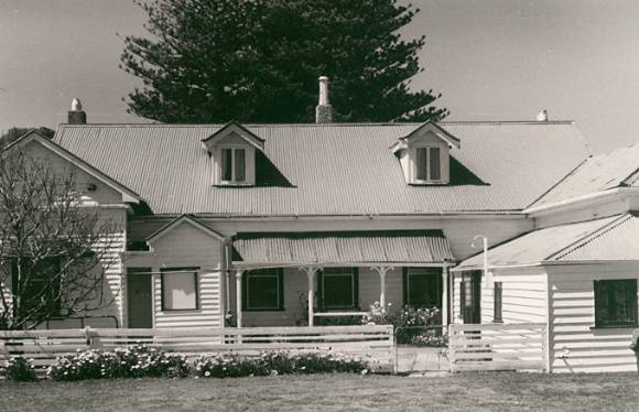 B1793 Wollomai House Back View