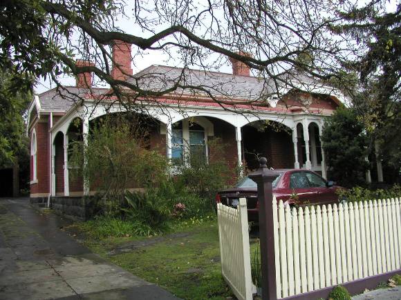 Review of B Graded Buildings in Kew, Camberwell & Hawthorn